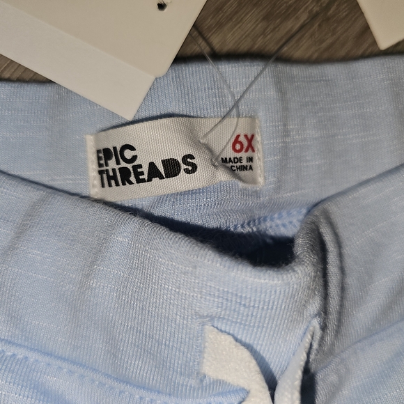 NWT - Epic Threads - Picture 5 of 6